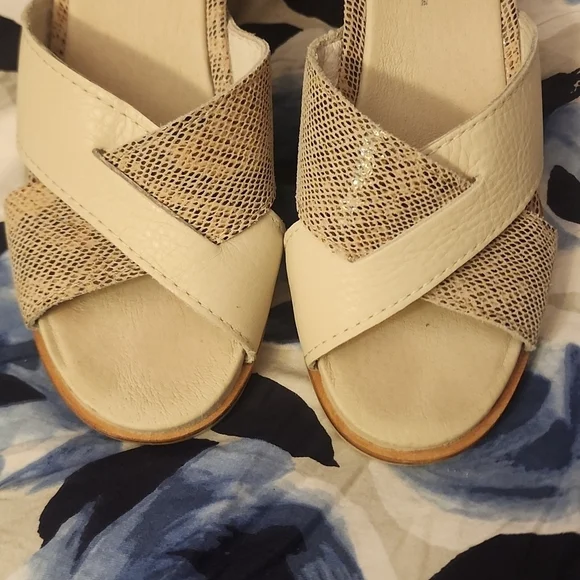 Sorel Women's Joanie II Casual Sandals - Snake and Creme - Size 8 - Picture 4 of 14